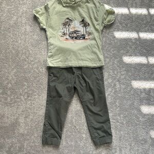 Green Graphic T-Shirt and Pants Set